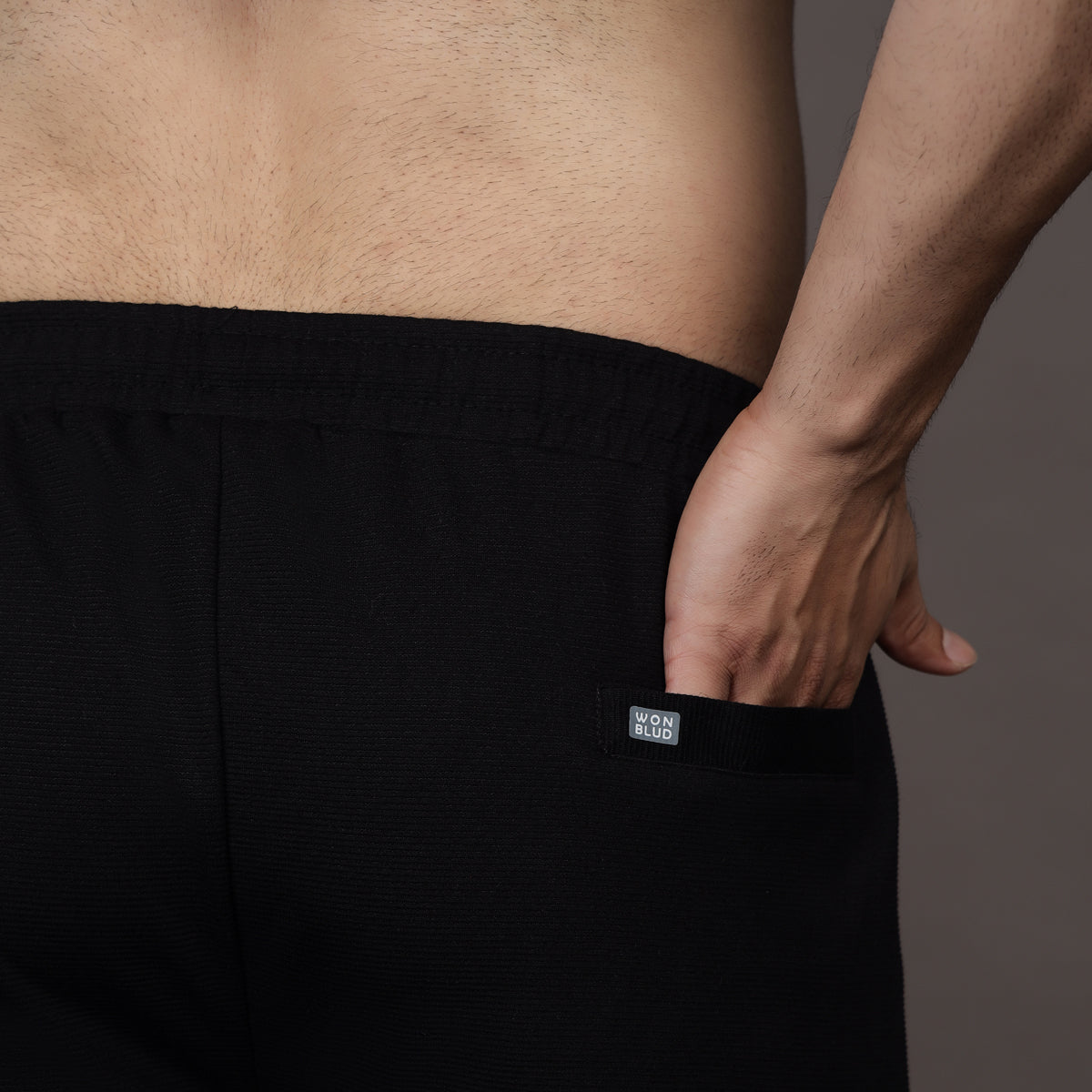 BLACK LOOSE FIT PANTS (UNISEX)