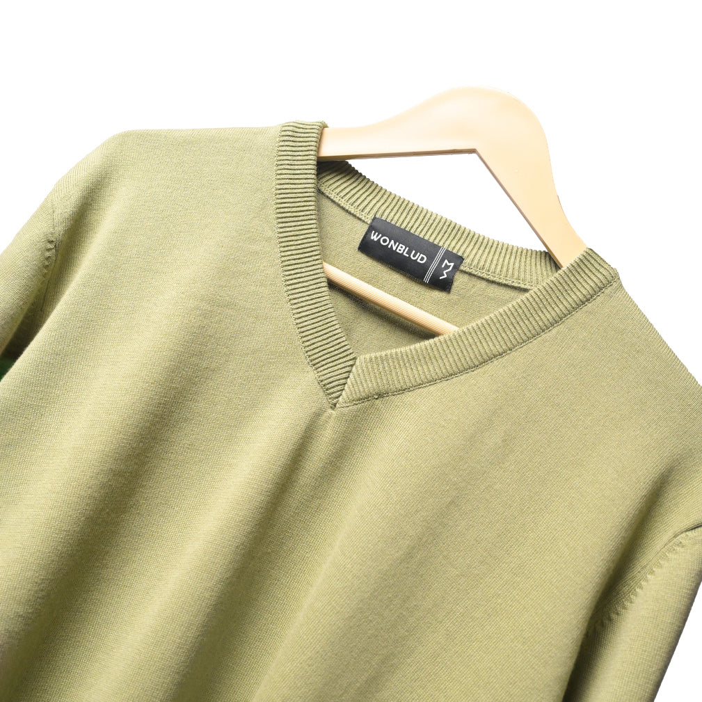 PISTACHIO V-NECK COTTON PULLOVER