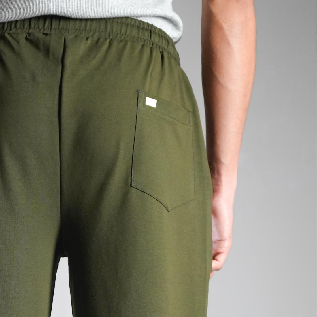 OLIVE LOUNGE FIT PANTS (UNISEX)