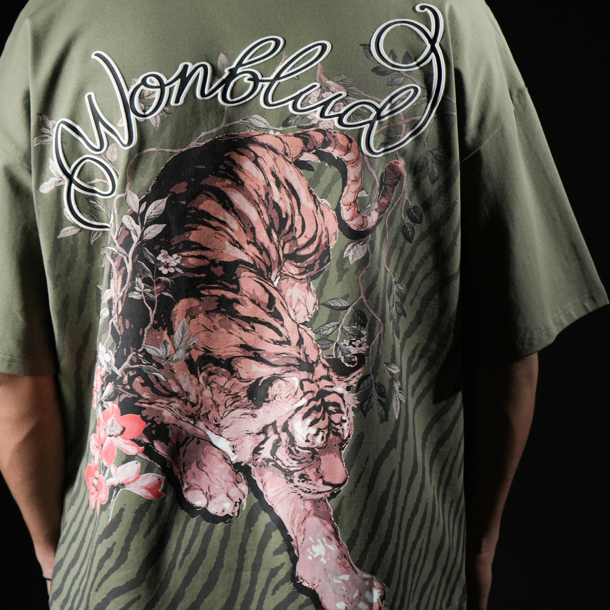 GREEN TIGER STRIPED TSHIRT