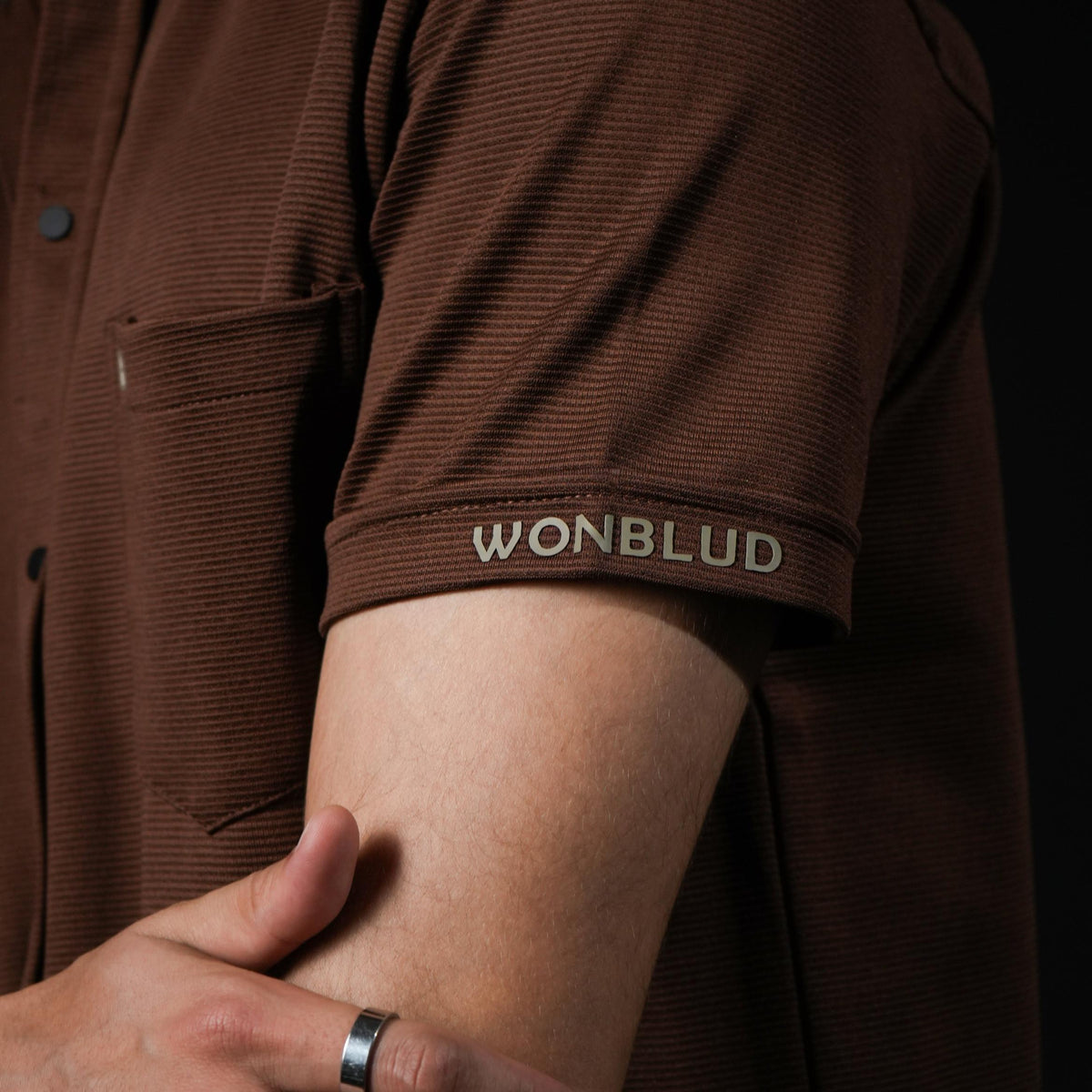BROWN WB SHIRT