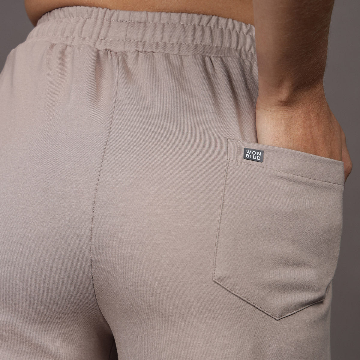 BEIGE LOUNGE FIT PANTS (UNISEX)