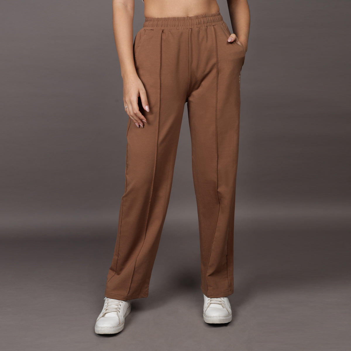 BROWN LOUNGE FIT PANTS (UNISEX)
