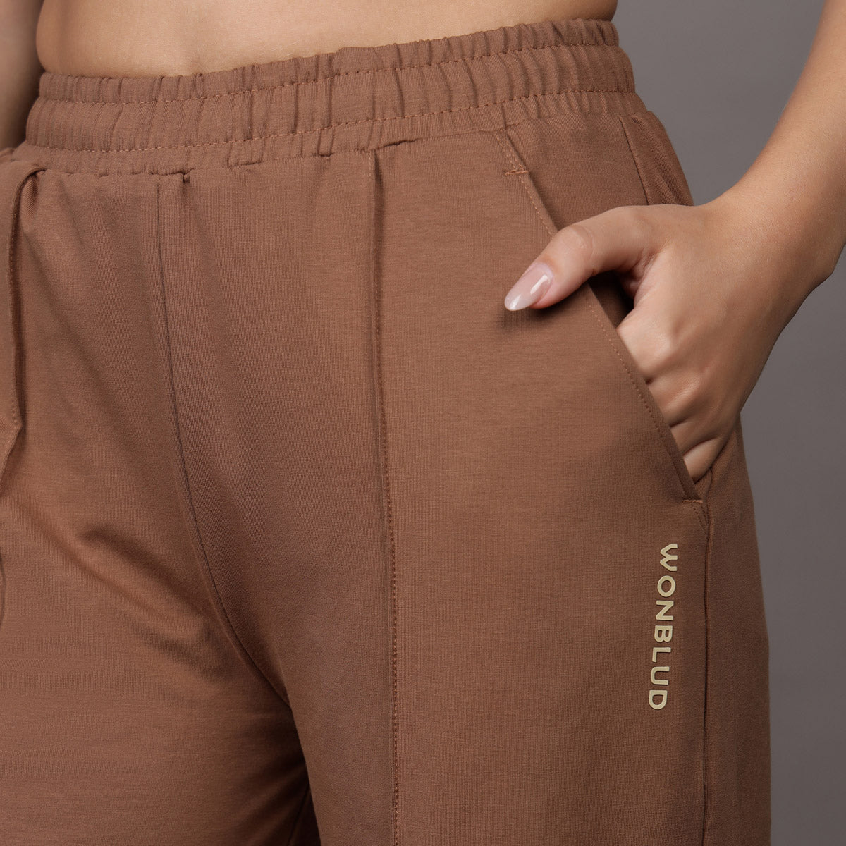 BROWN LOUNGE FIT PANTS (UNISEX)