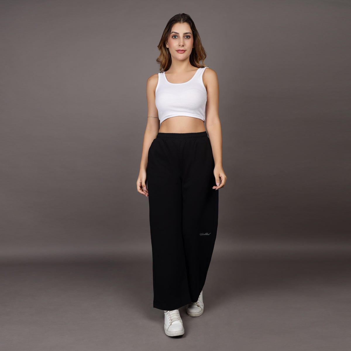 BLACK LOOSE FIT PANTS (UNISEX)