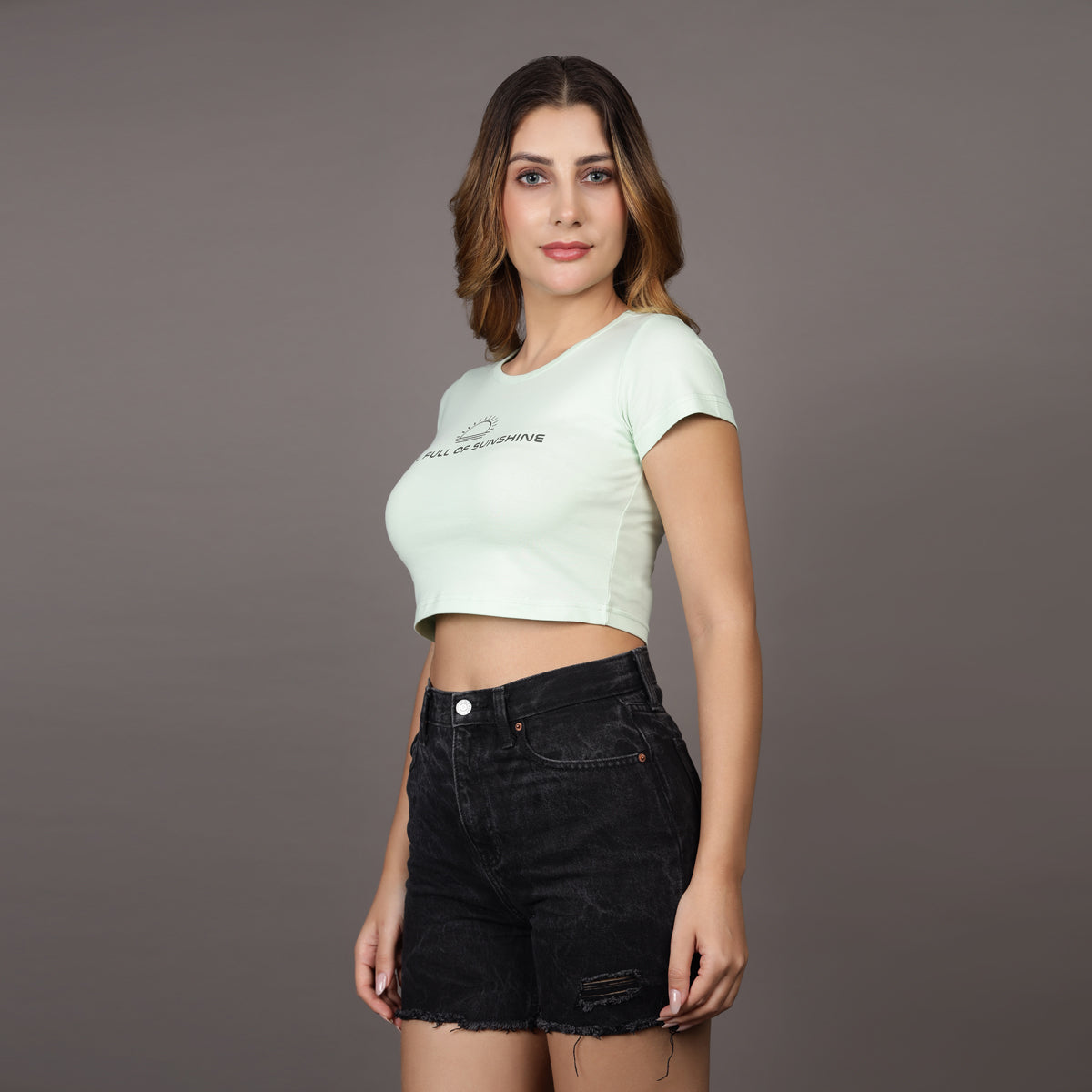 PASTEL GREEN SOUL FULL OF SUNSHINE CROP TEE