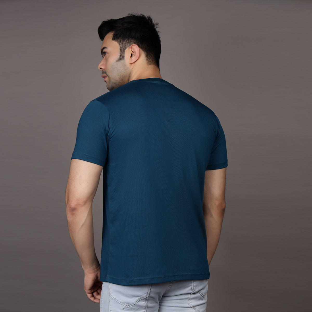 MIDNIGHT BLUE ESSENTIAL T-SHIRT