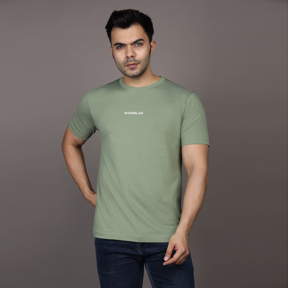 GREEN CROWN IS CURSE T-SHIRT