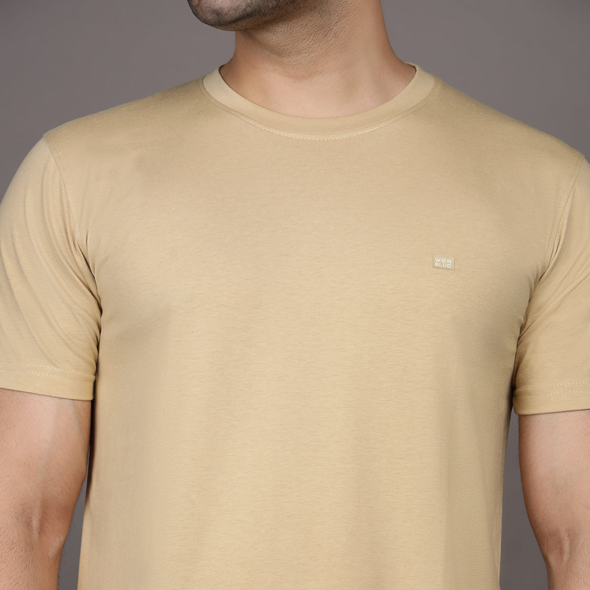 CAMEL HUE ESSENTIAL T-SHIRT