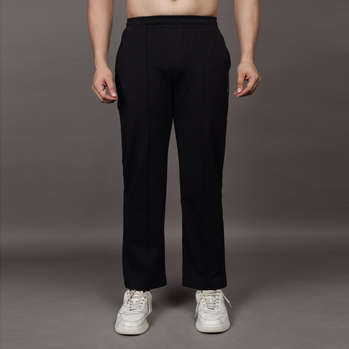 BLACK LOUNGE FIT PANTS (UNISEX)