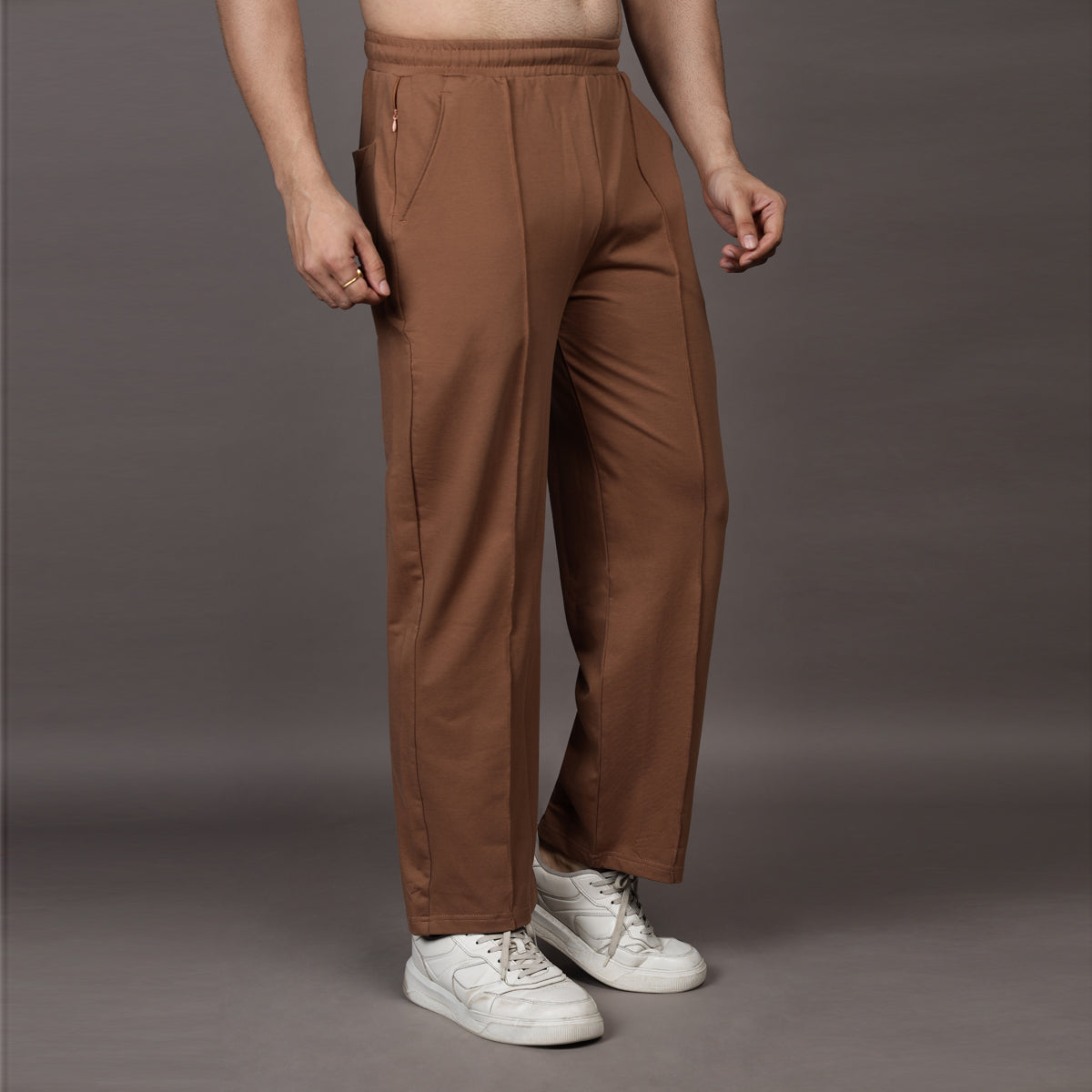 BROWN LOUNGE FIT PANTS (UNISEX)