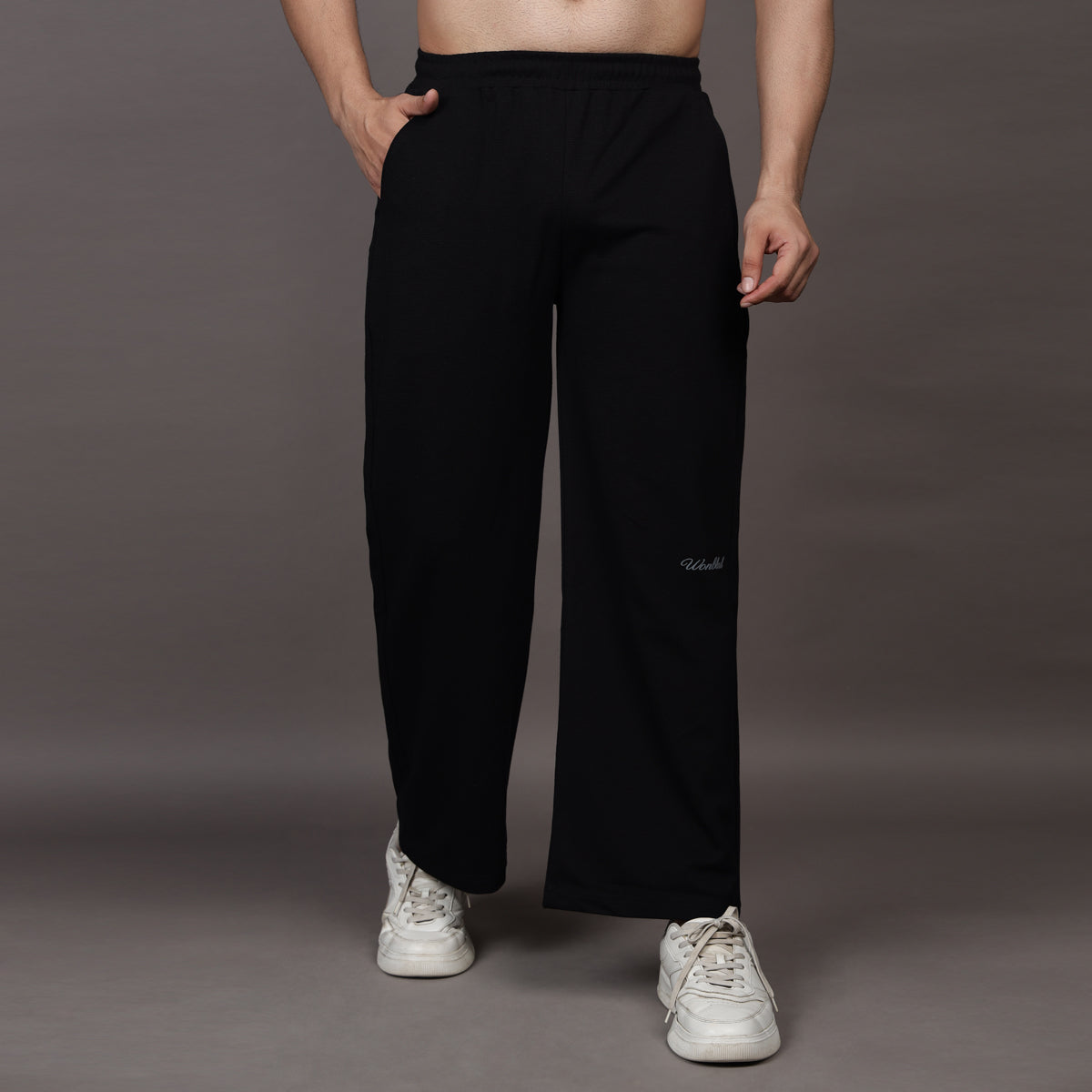 BLACK LOOSE FIT PANTS (UNISEX)