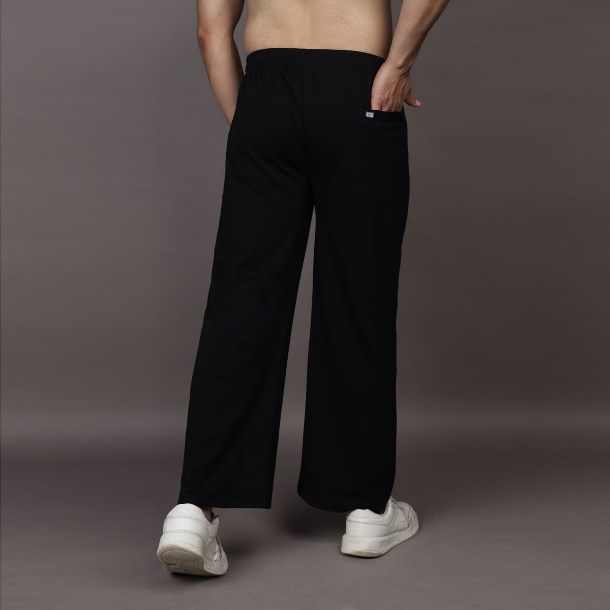 BLACK LOOSE FIT PANTS (UNISEX)