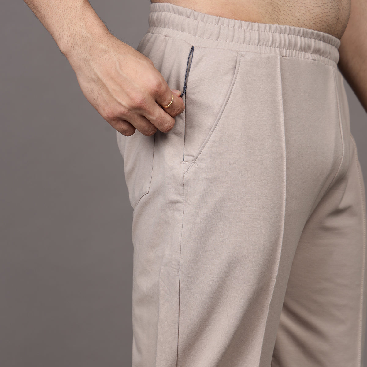 BEIGE LOUNGE FIT PANTS (UNISEX)