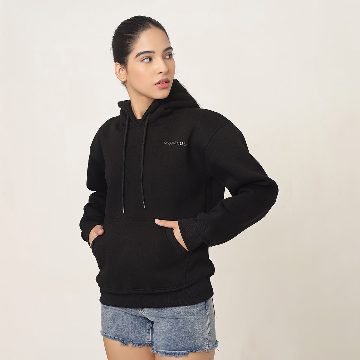 BLACK CLASSIC OVERSIZED HOODIE