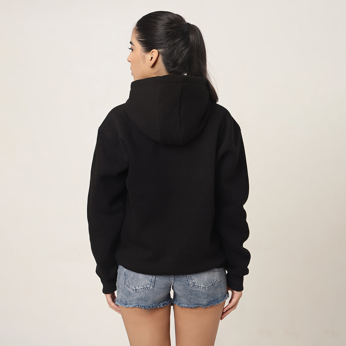 BLACK CLASSIC OVERSIZED HOODIE