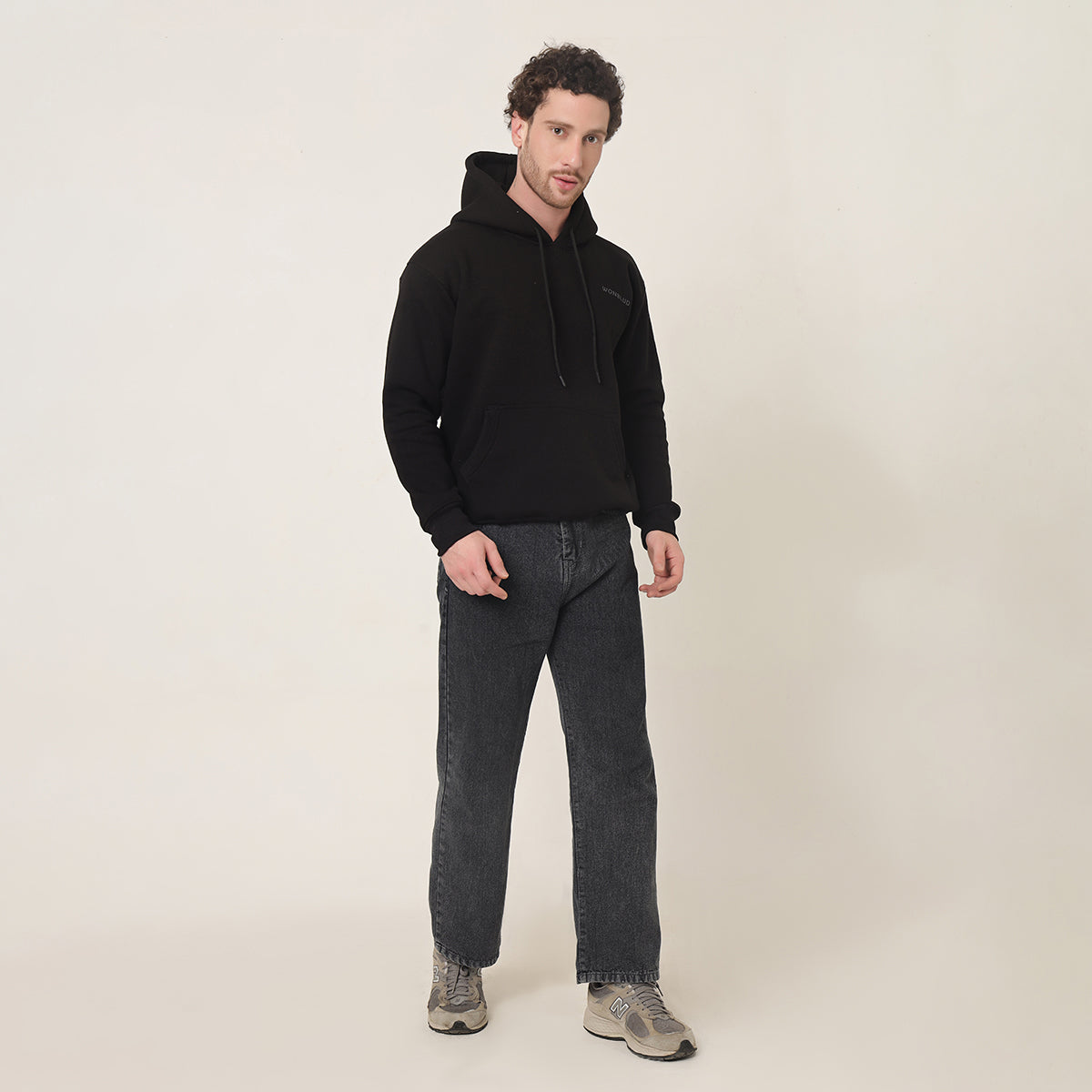 BLACK CLASSIC OVERSIZED HOODIE