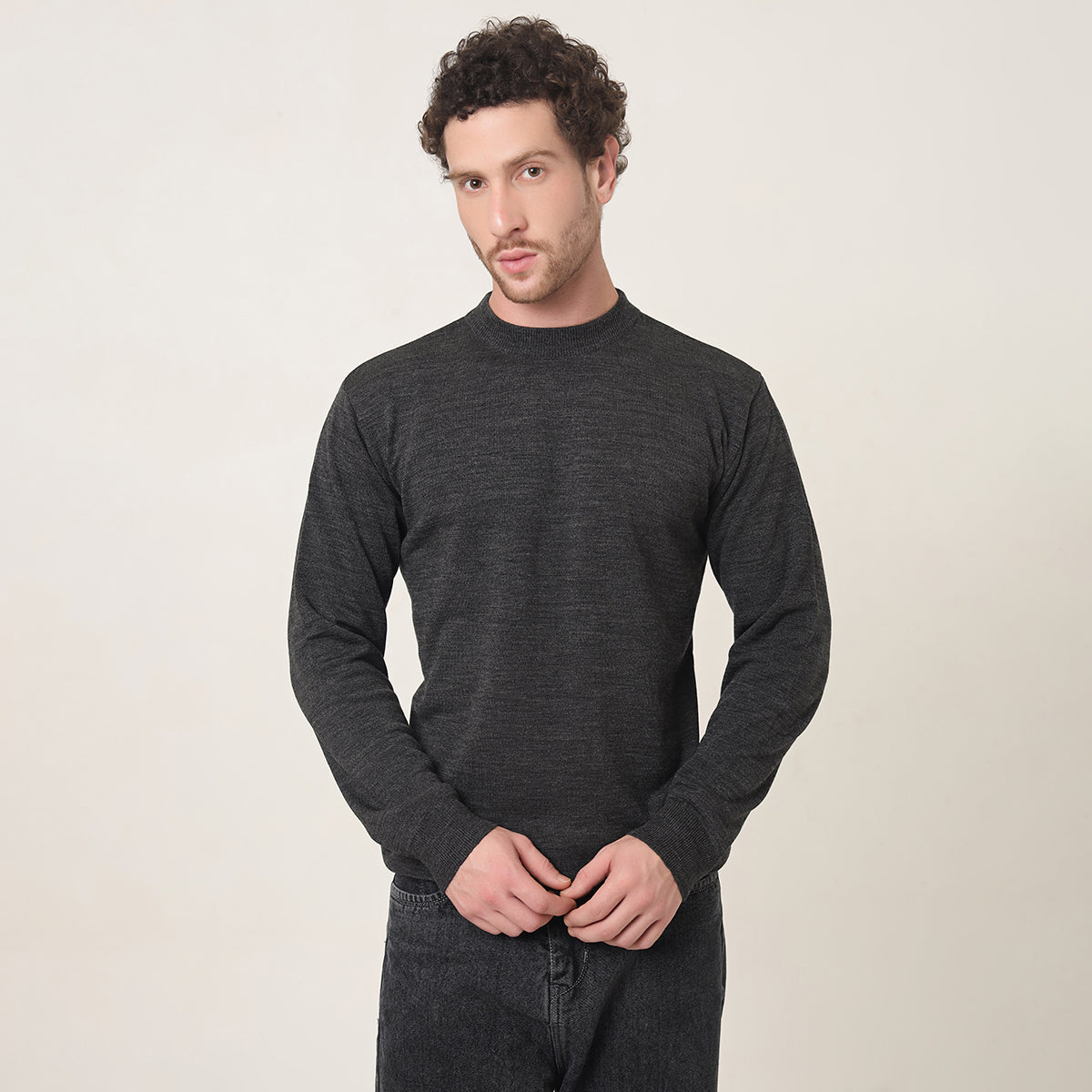 STONE GREY KNITTED ROUND NECK