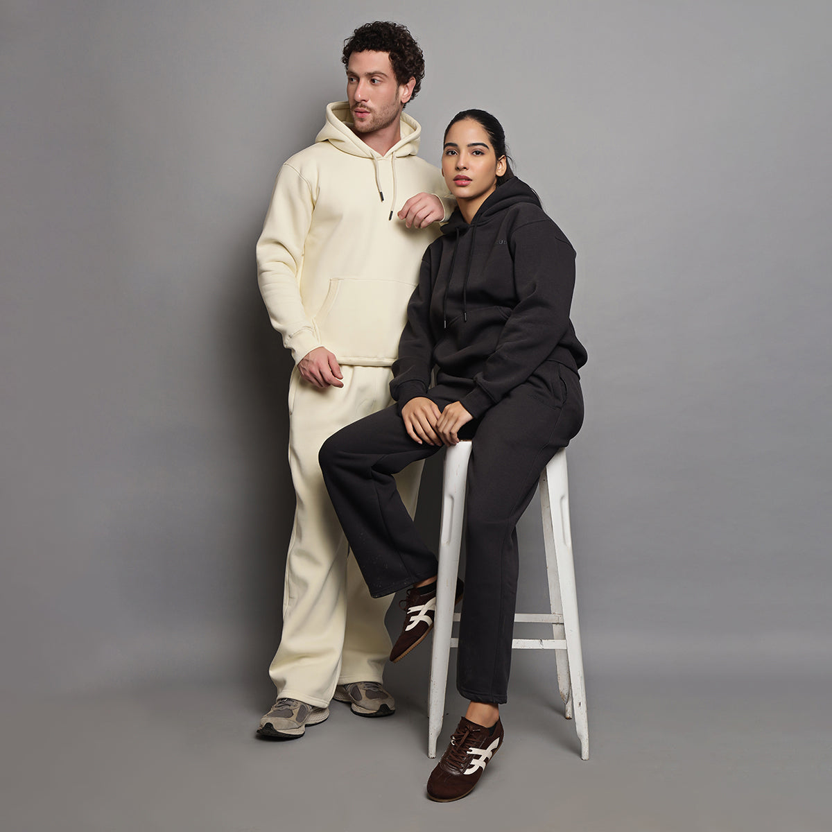 CHARCOAL GREY CLASSIC HODDIE AND SWEATPANTS (SET)