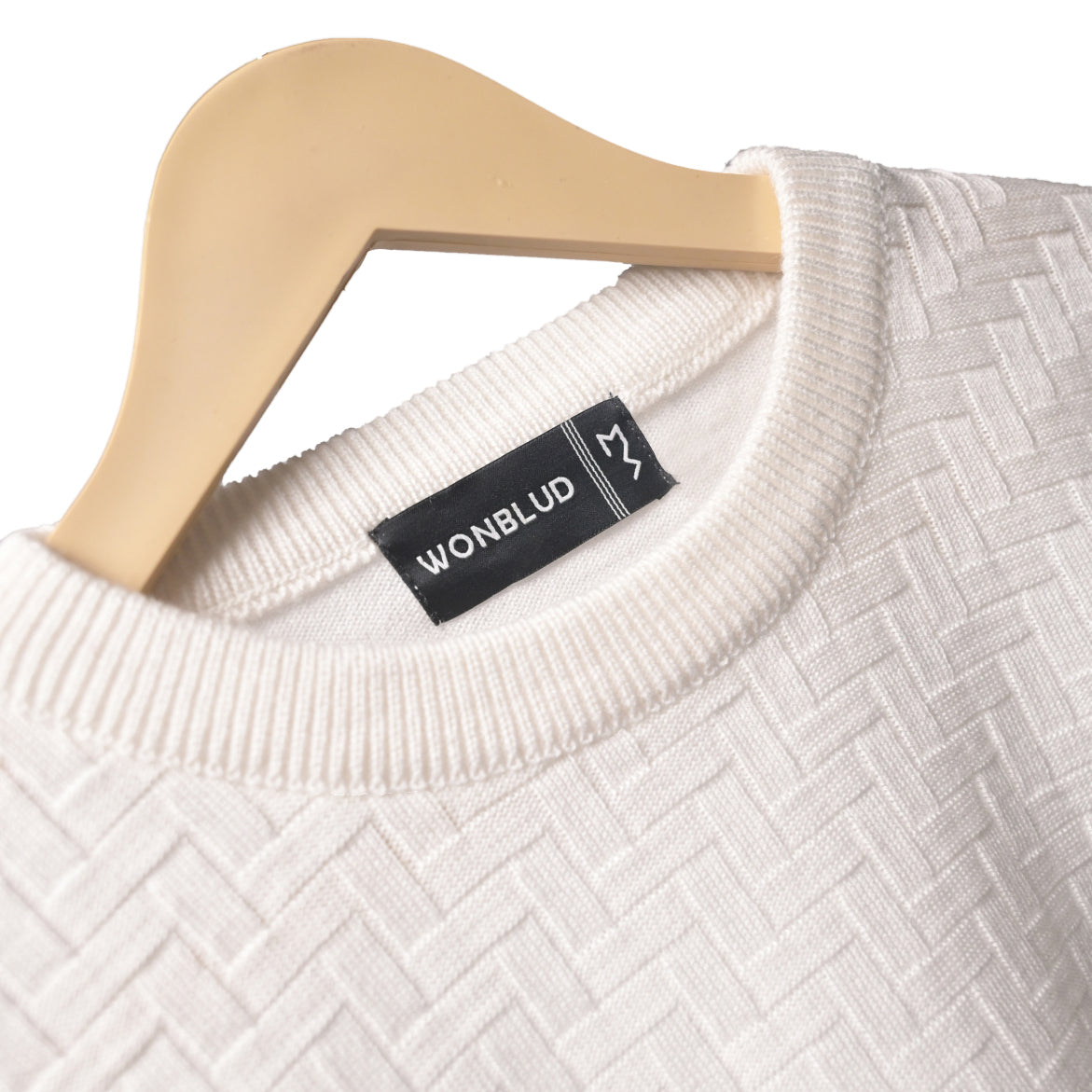 WHITE BASKETWEAVE KNIT SWEATER