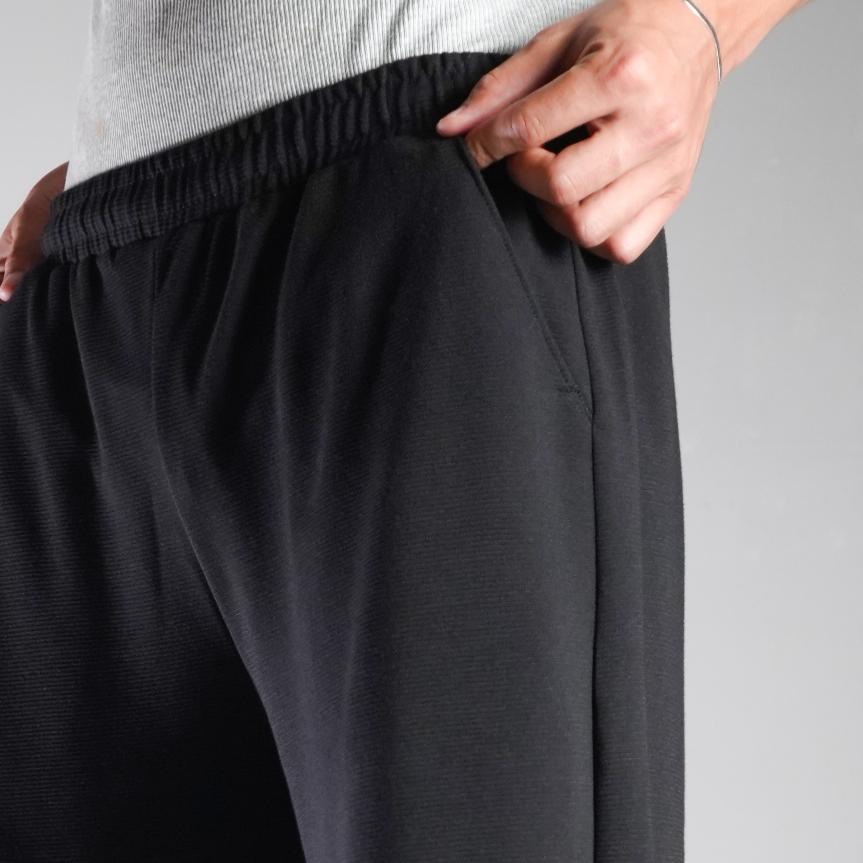 BLACK LOOSE FIT PANTS (UNISEX)