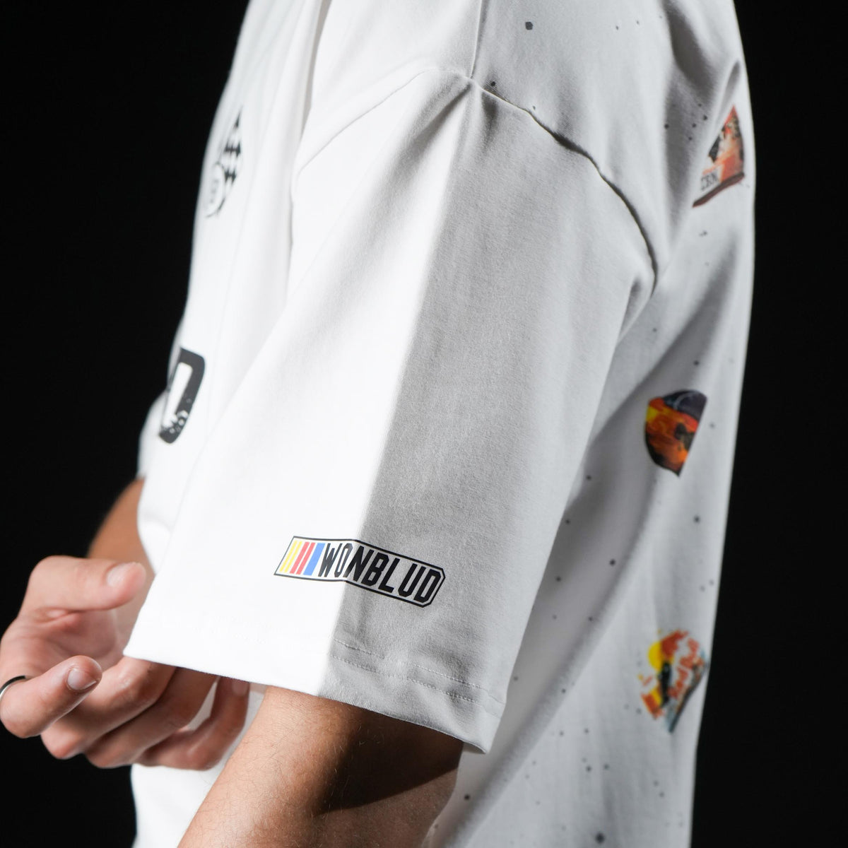 WHITE APEX TSHIRT