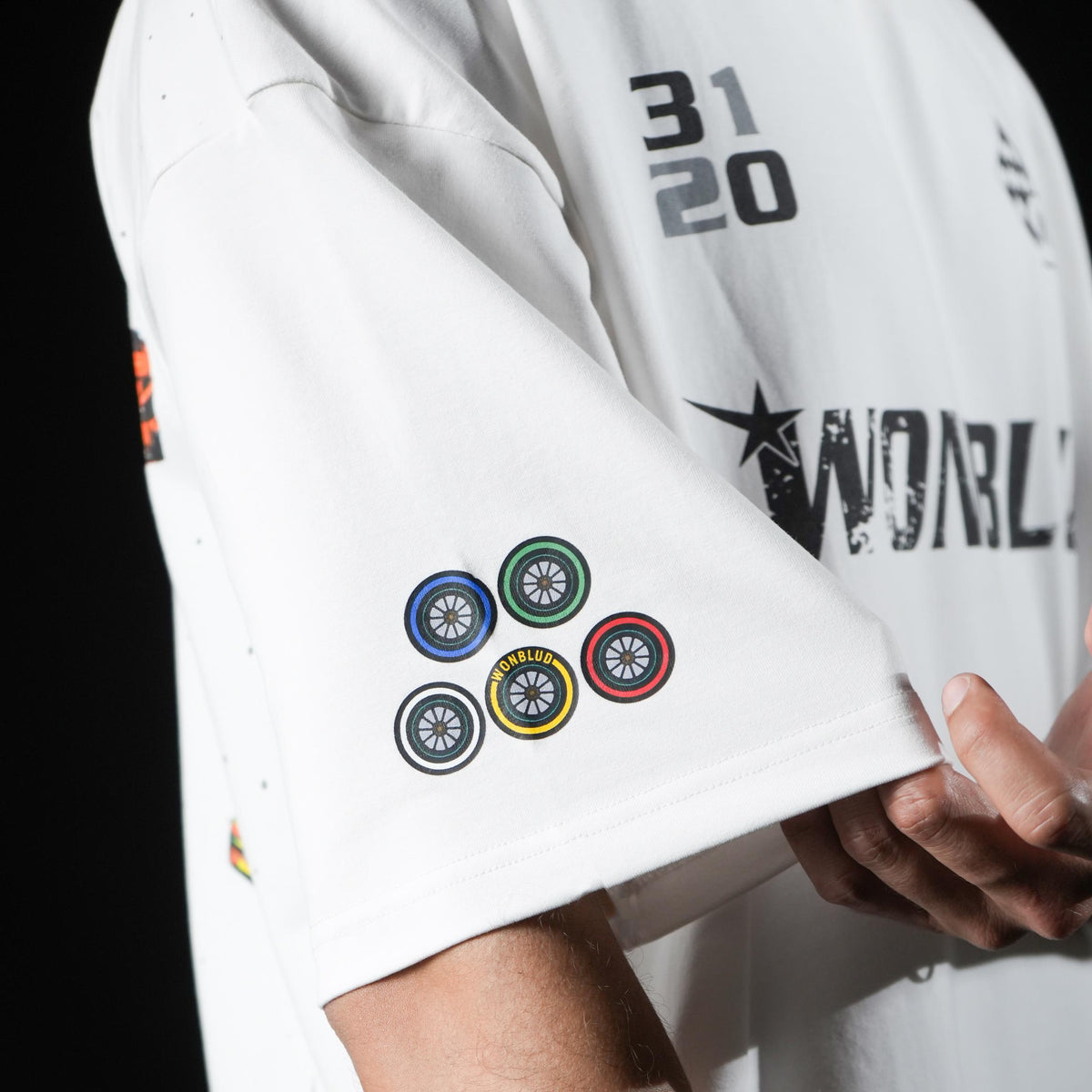 WHITE APEX TSHIRT
