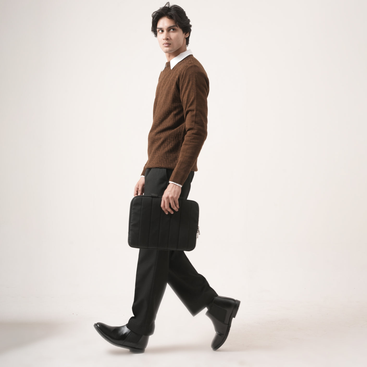 BROWN BASKETWEAVE KNIT SWEATER