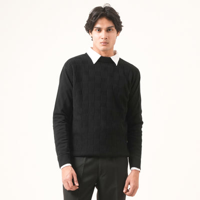 BLACK CROSS-KNIT SWEATER