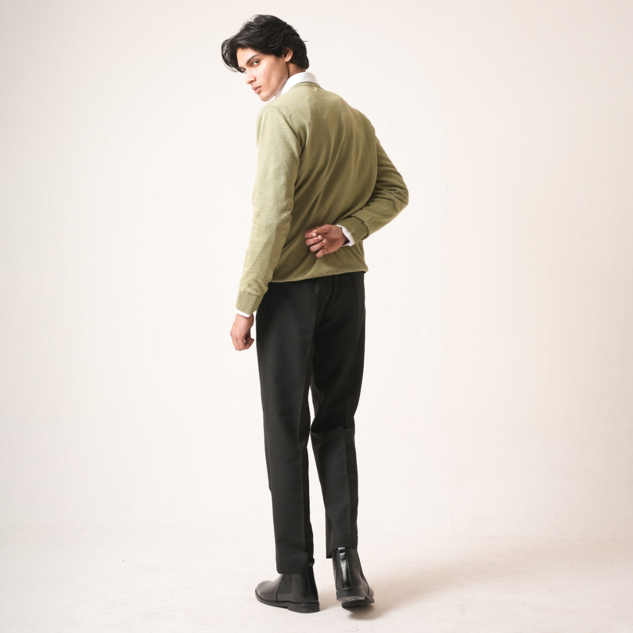 PISTACHIO V-NECK COTTON PULLOVER