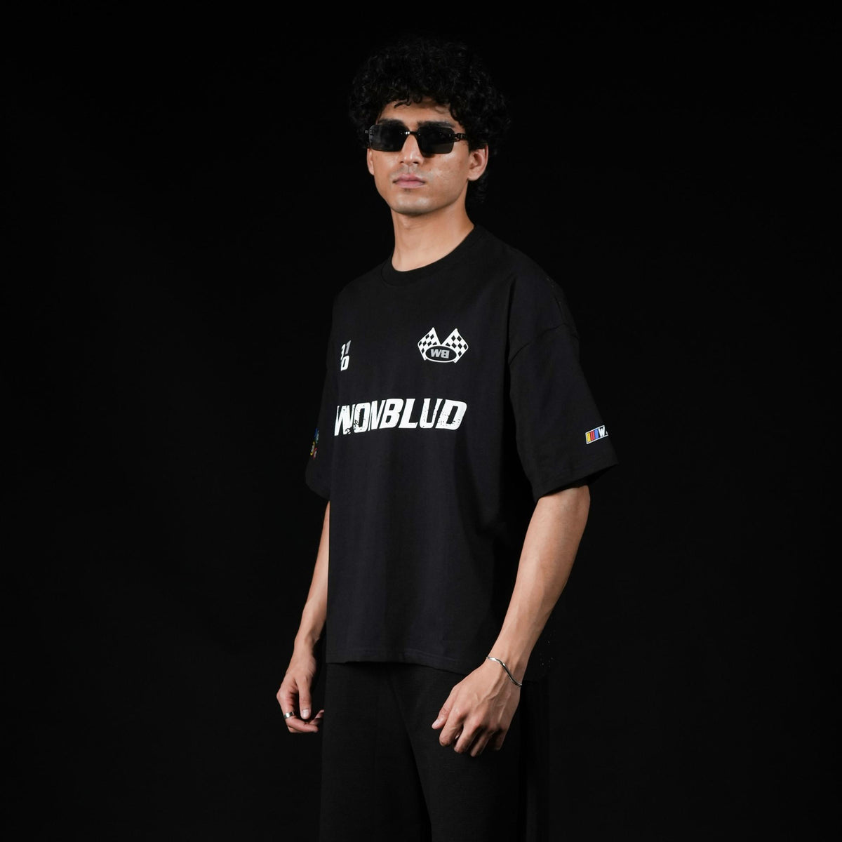 BLACK APEX TSHIRT