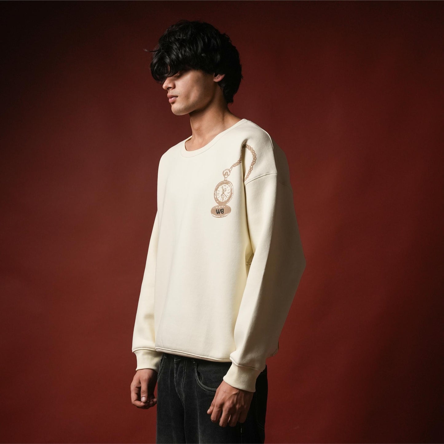 WHITE CLOCK SWEATSHIRT