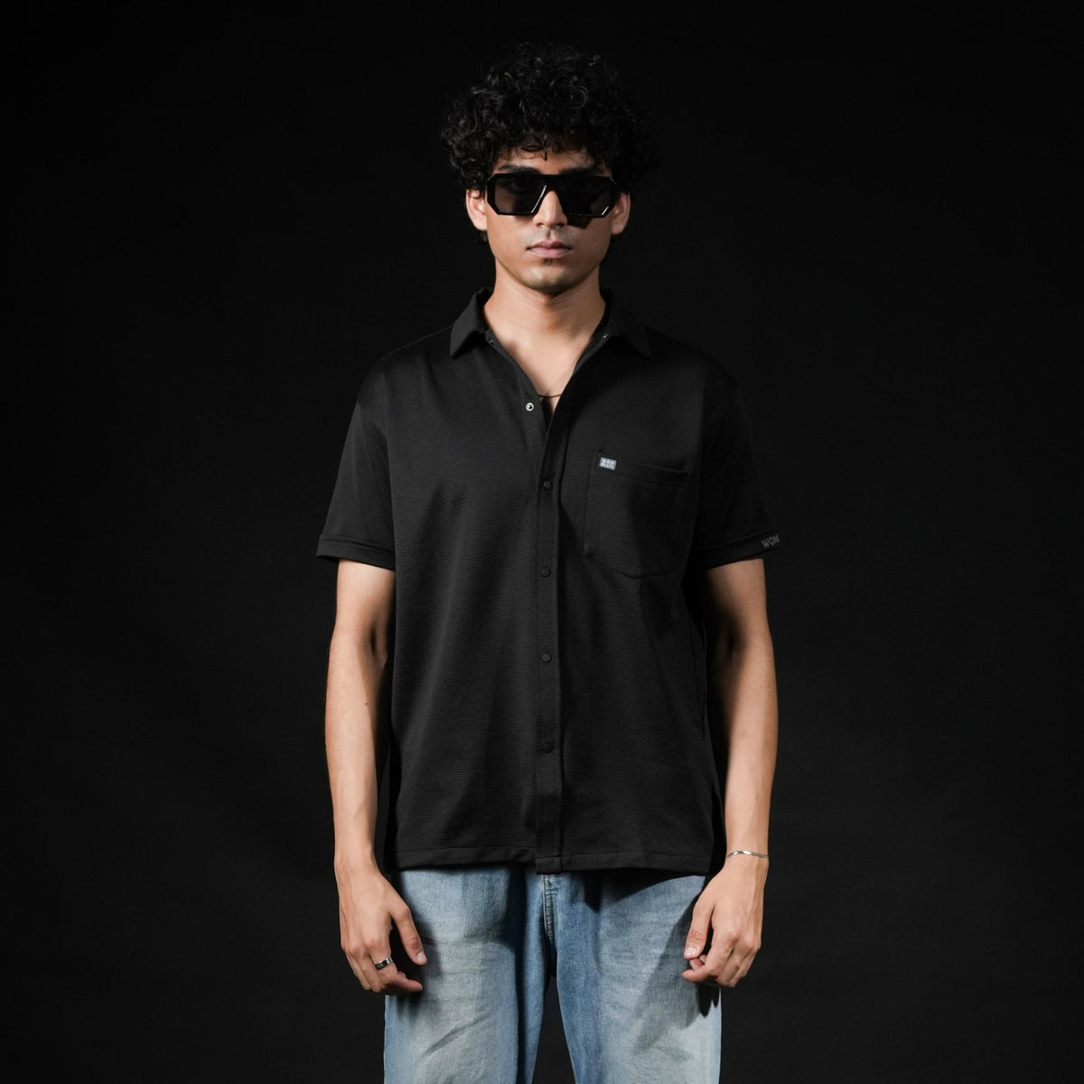 BLACK WB SHIRT