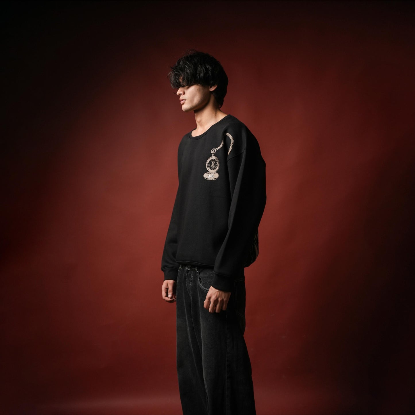 BLACK CLOCK SWEATSHIRT