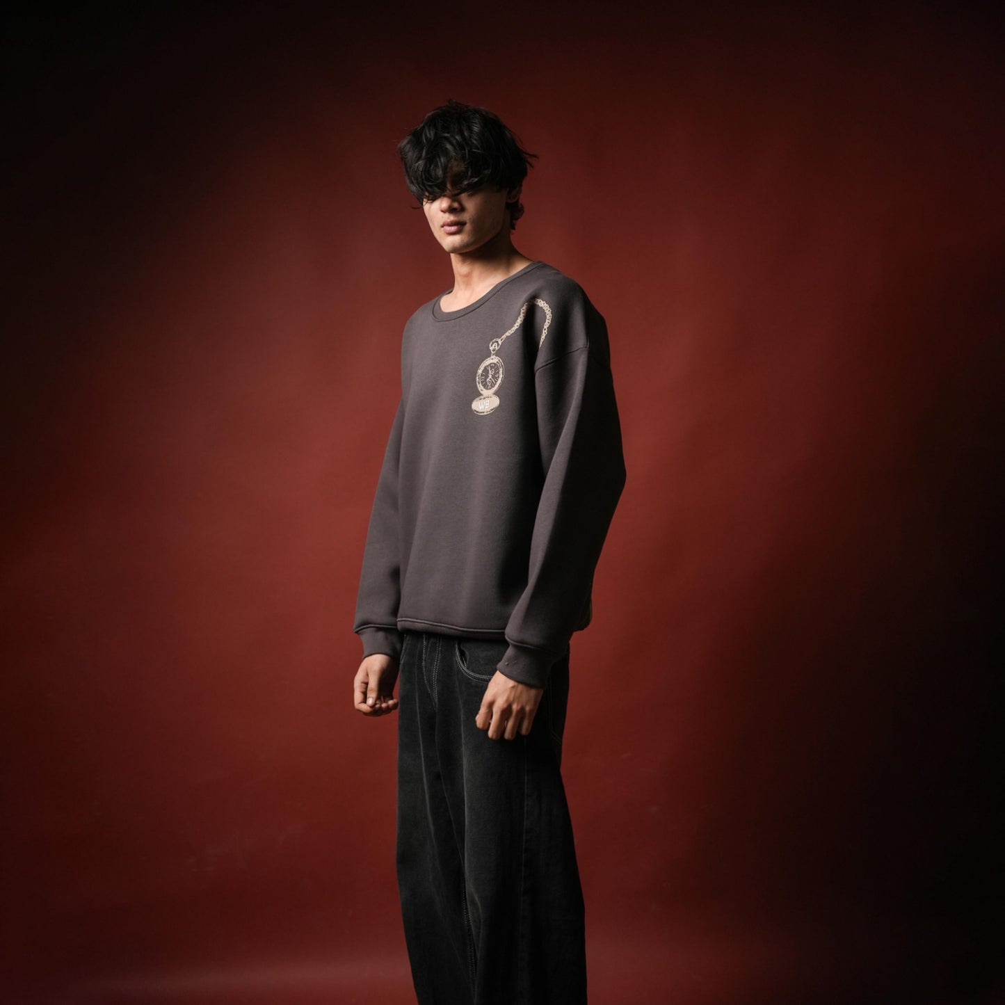 DARK GREY CLOCK SWEATSHIRT